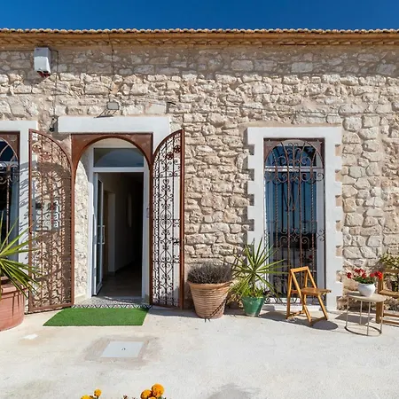 Casitas Del Mar *